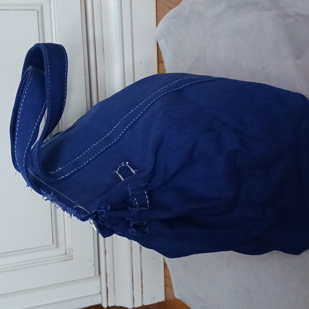 Boatkin Look Navy Blue Tote Bag with Gold Accents - Picture 5 of 6